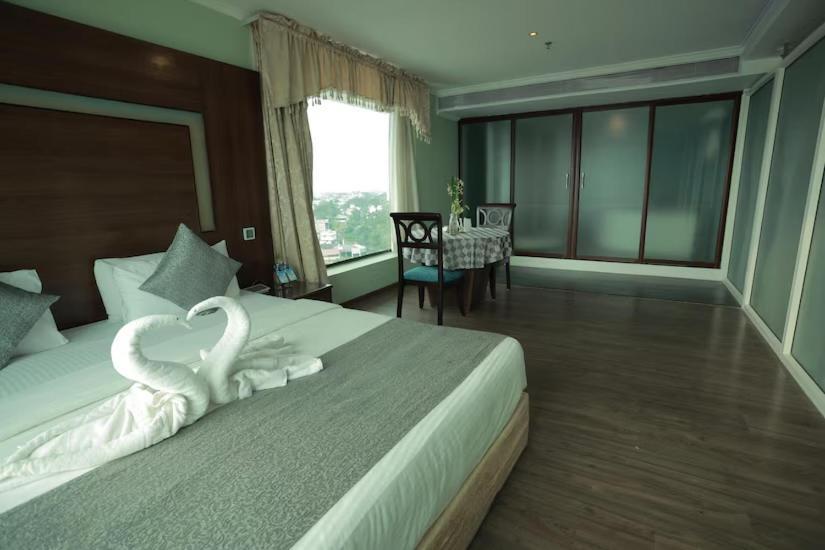 The Quilon And Convention Center होटल