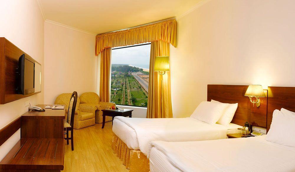 होटल The Quilon And Convention Center
