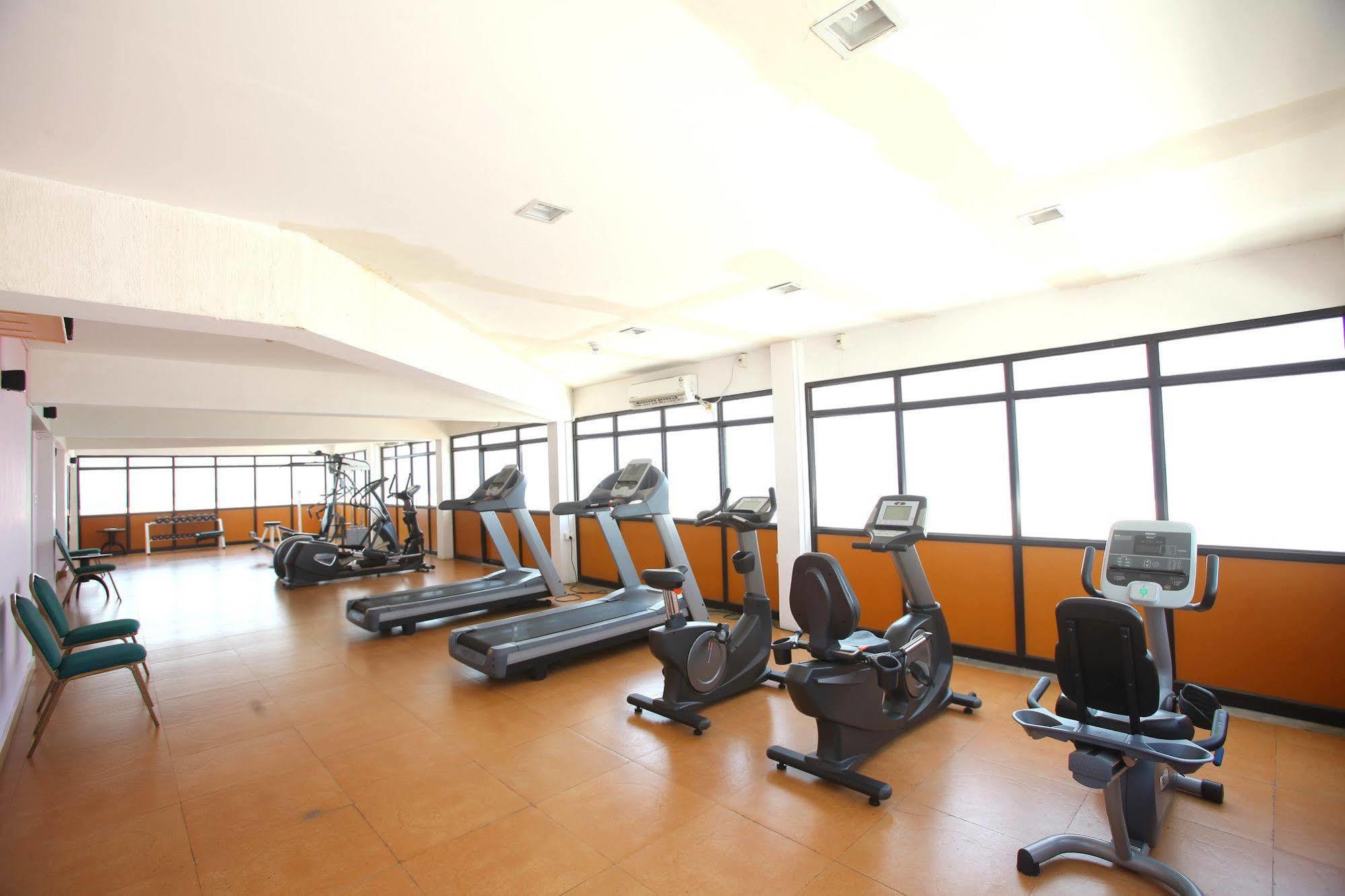 The Quilon And Convention Center होटल 5*